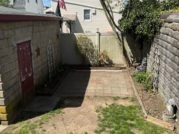175 Newton St, New Bedford, MA 02740