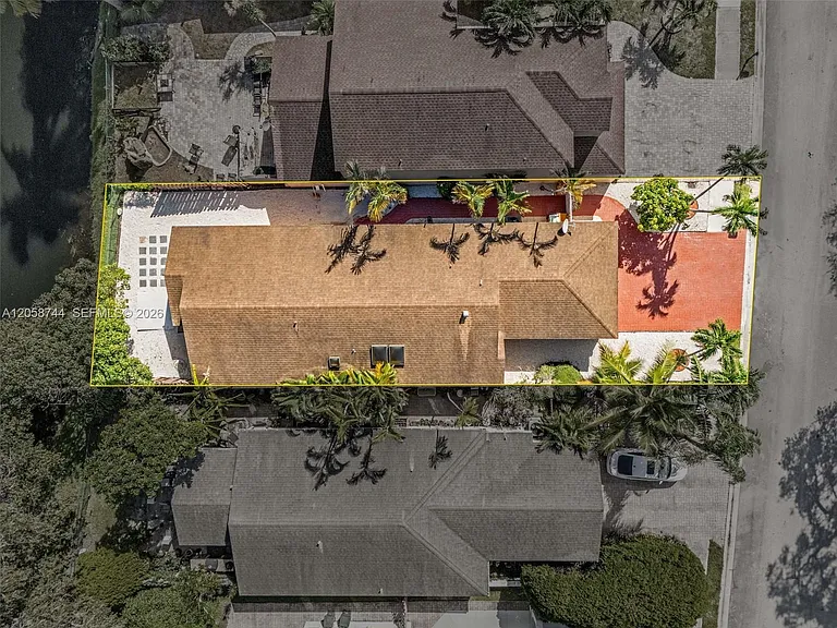 3491 NW 21st St — Photo 31