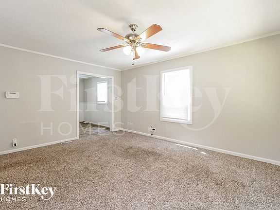 4th image of 5405 Norton Ave