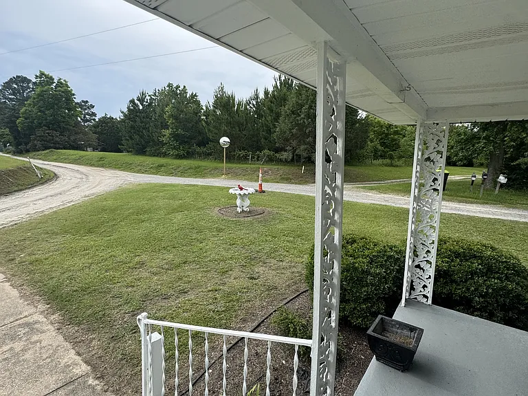 1495 Eli Bowen Rd — Photo 10