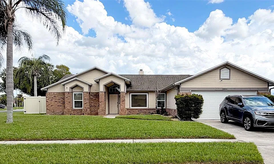 2844 Eagle Lake Dr