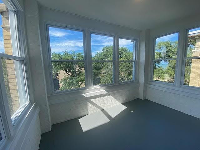 1st image of 1055 W Columbia Ave #2E