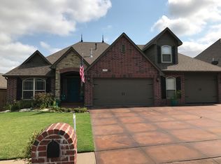 1713 E Laredo St S, Broken Arrow, OK 74012