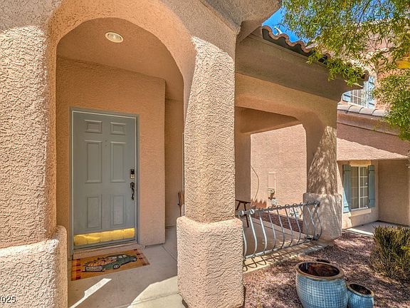 4th image of 6046 Bassio Ave