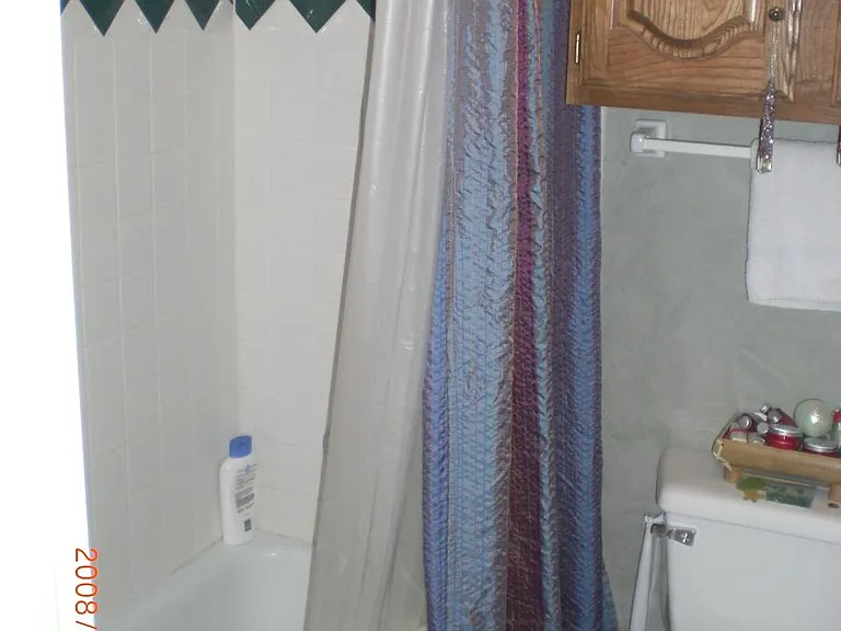 1st Master BR Bath