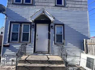 2321 S 12th St, Milwaukee, WI 53215