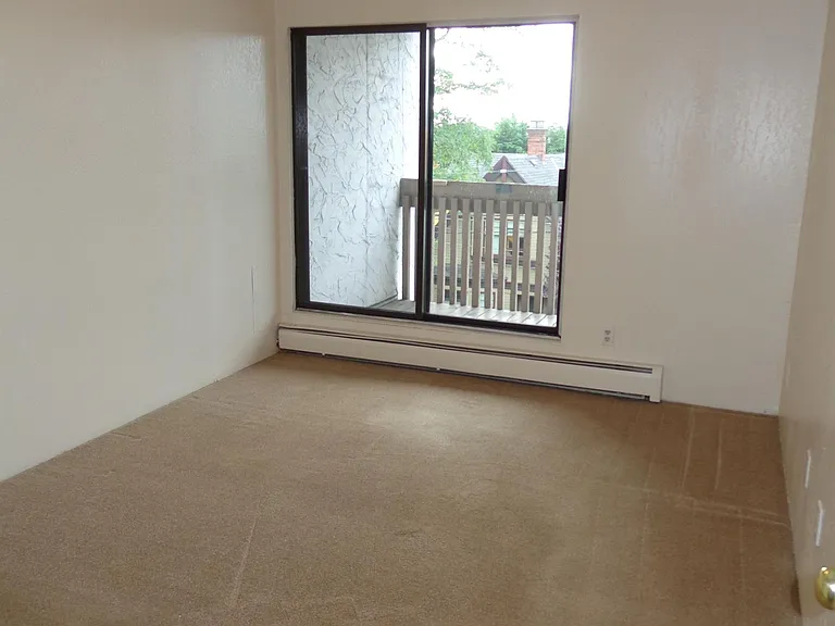 110 Pandora Ave — Photo 11