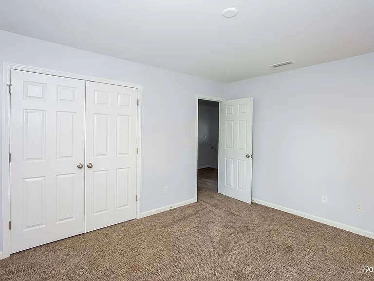 411 Smokehouse Ln — Photo 10