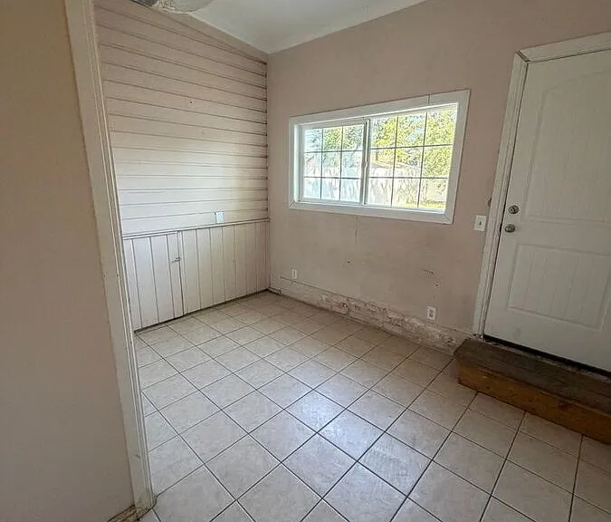625 E Wilmington Ave — Photo 28