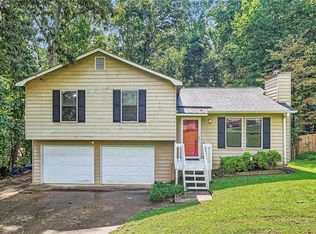 182 Hickory Trl, Dallas, GA 30132