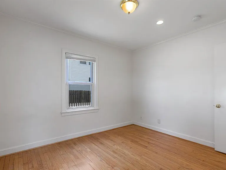 4810 Delaware St — Photo 17