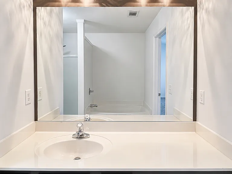 4922 Sherwood Way — Photo 12