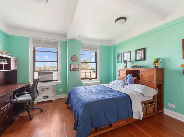 40 West 77th Street image 7 of 12