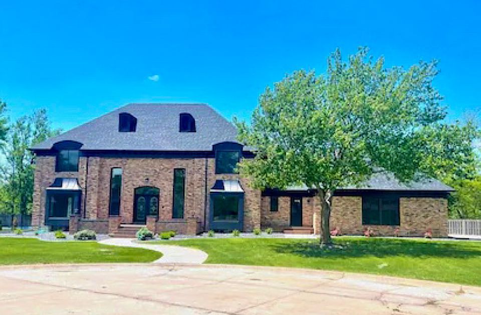 1314 Country Club Dr, Hastings, NE 68901 Zillow