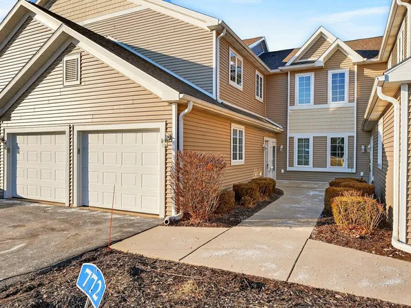 772 Bridlewood DRIVE #5202D, Hartford, WI 53027