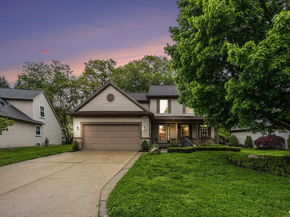 3311 Hickory Dr, Orion, MI 48359