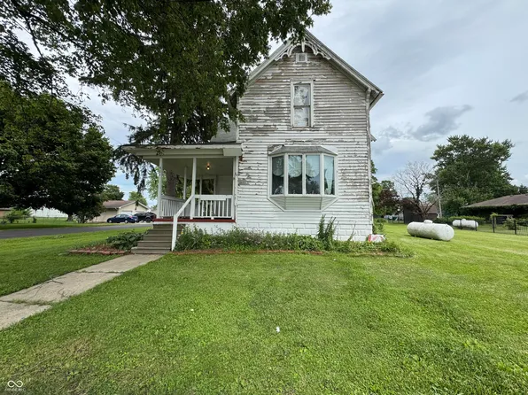 401 S West St, Kempton, IN 46049