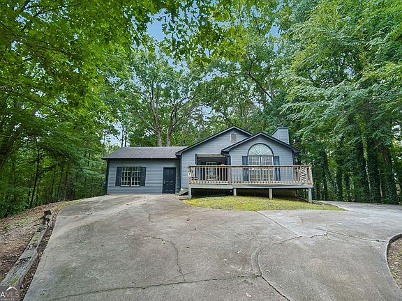 2nd image of 217 Rainey Brooke Dr