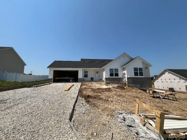 282 Lake Labadie Dr, Labadie, MO 63055