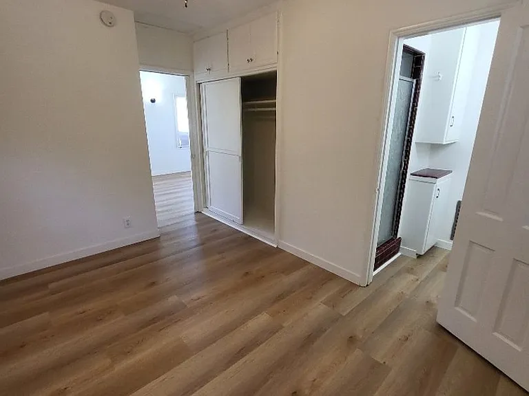 120 S Craig Ave — Photo 12