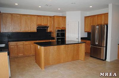 Desk Area off of Kitchen