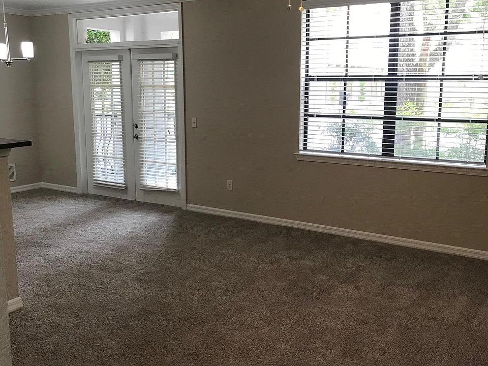 1st image of 1733 Lakemont Ave APT 104