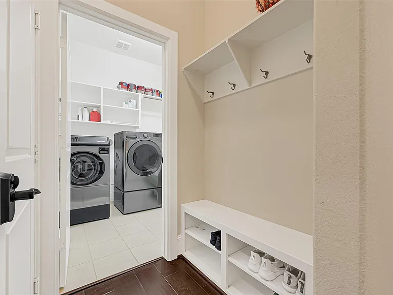28639 Rolling Ridge Dr — Photo 12