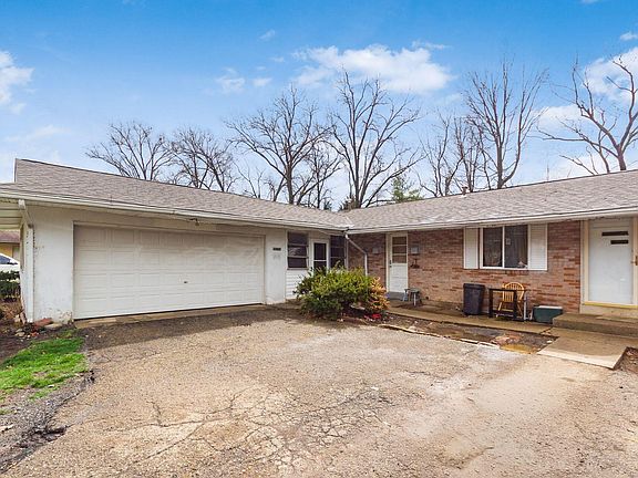 3rd image of 1565 Smith Rd