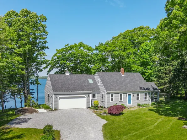 27 Wahebe Road, Saint George, ME 04860