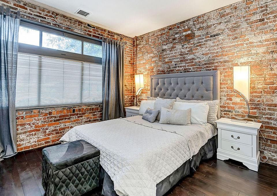 1st image of 50 W Hoster St #108