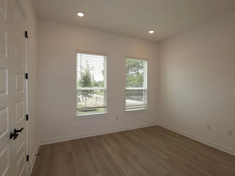 3609 Helena Way — Photo 20