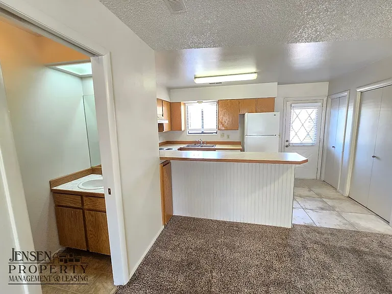 988 N 1725 W #49 — Photo 14