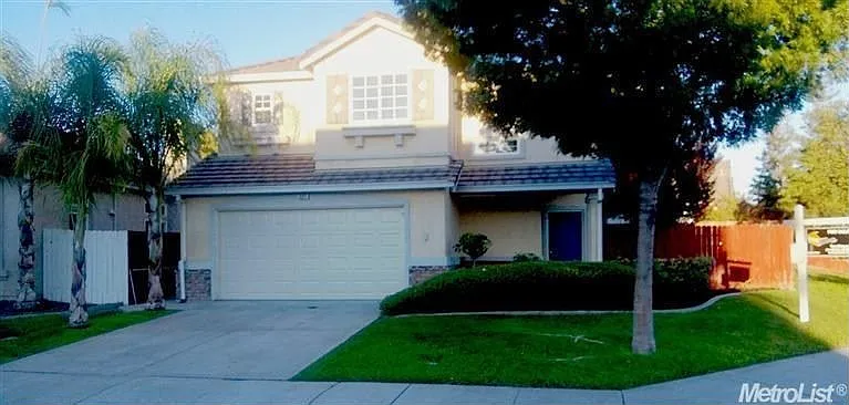 1322 Evergreen Way photo 1