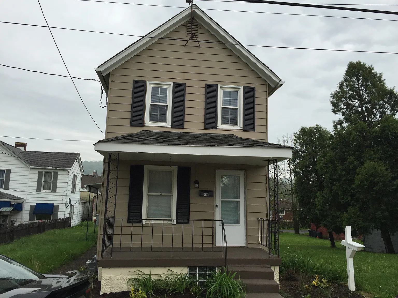 416 Giffin Ave photo 1