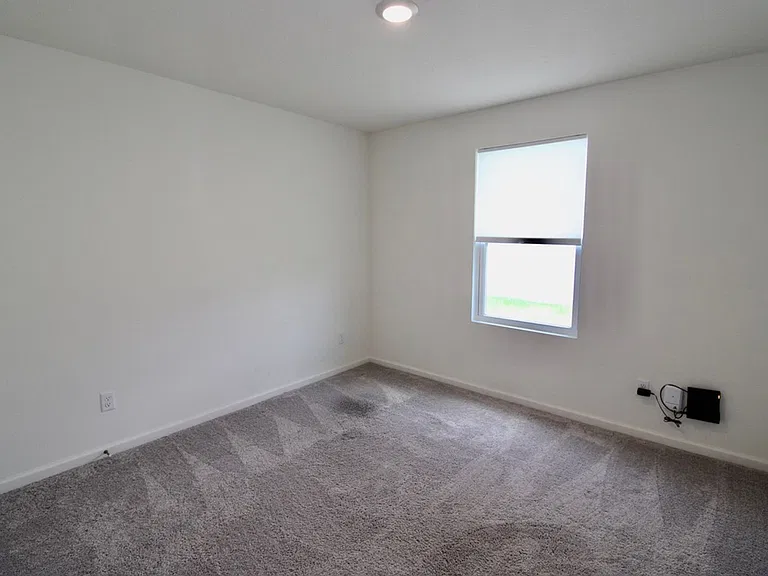 205 Landing Blvd — Photo 8