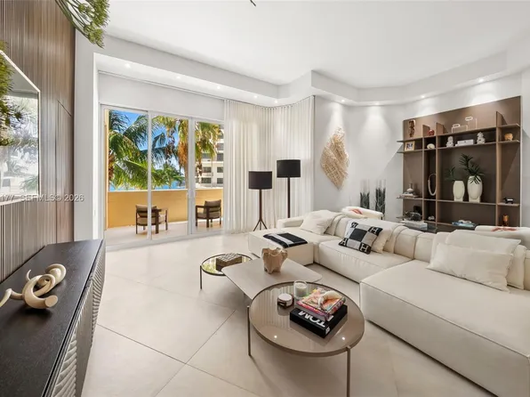 808 Brickell Key Dr APT 408, Miami, FL 33131