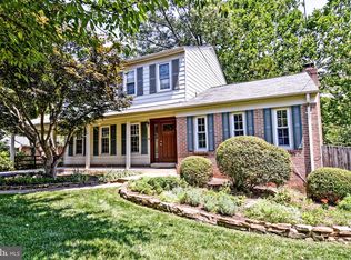 5 Atwell Ct, Potomac, MD