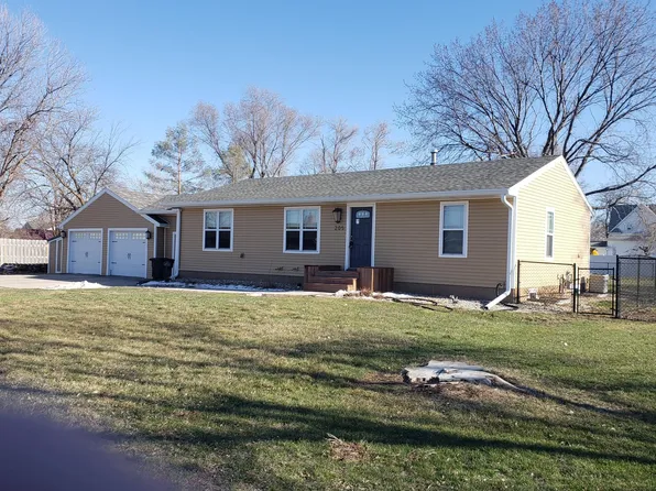 205 E 4th Ave, Mount Vernon, SD 57363