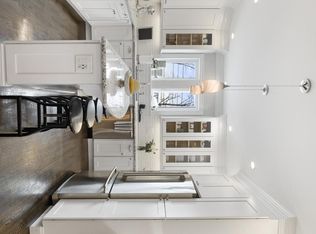 35 Paris St, Everett, MA 02149
