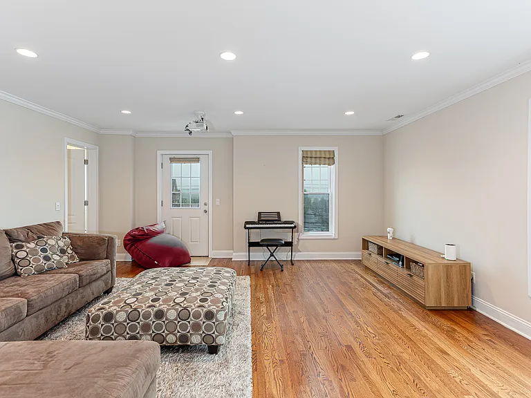 119 Seaside Ave #A — Photo 19