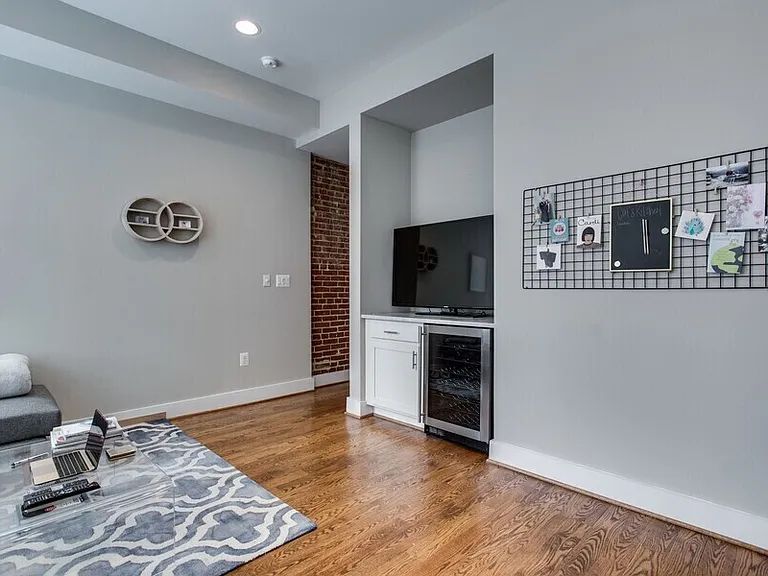 430 M St SW #2 — Photo 8
