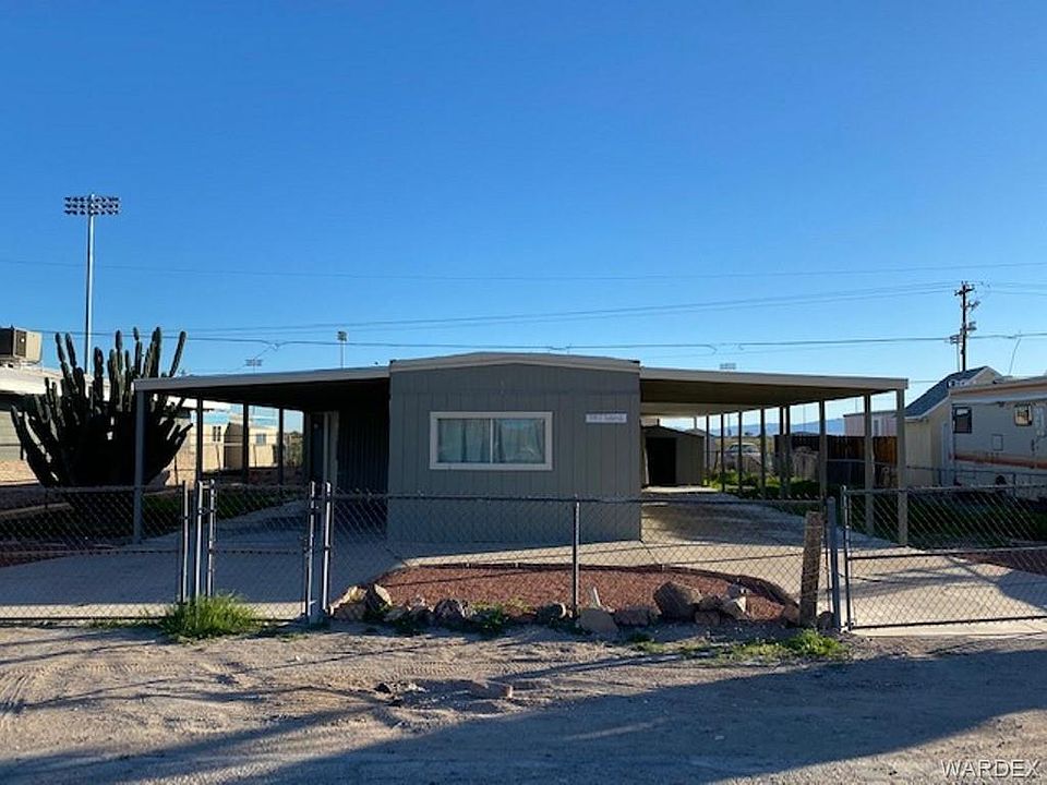1st image of 918 Safari Dr