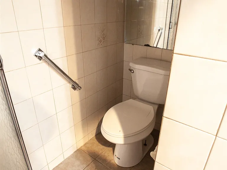 18 Howard Pl #1 — Photo 8