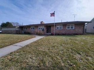 2205 W Anna St, Grand Island, NE 68803