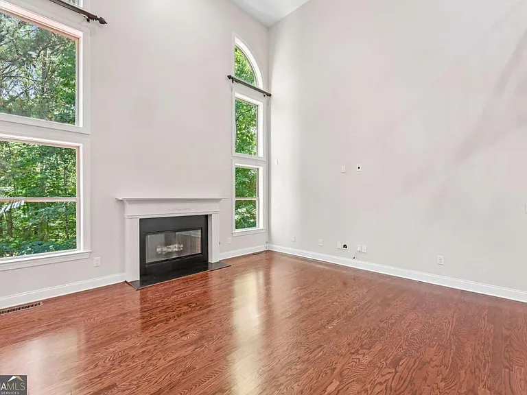 4105 Hastings Dr — Photo 15
