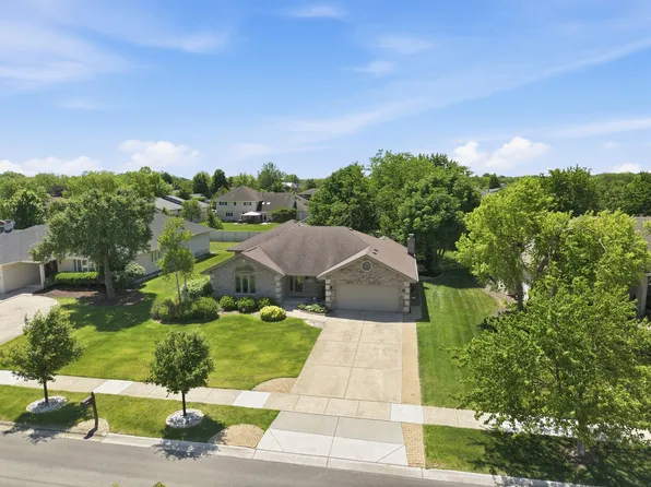 9911 195th St, Mokena, IL 60448