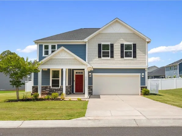 575 Kayak Ct, Mebane, NC 27302