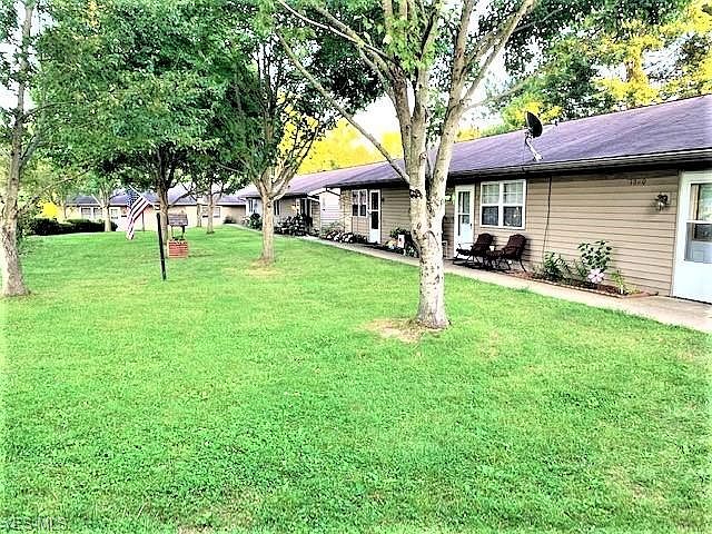 1st image of 1824 Adams Ln #1