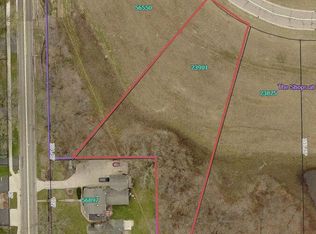 23901 Village Center Cir, Mattawan, MI 49071