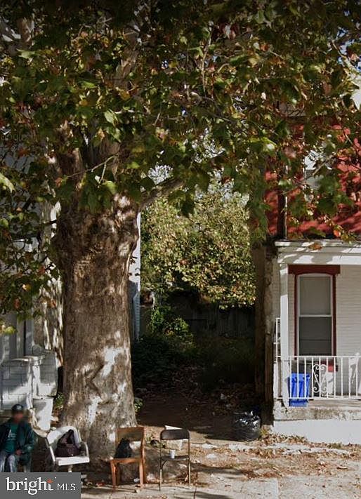 1st image of 6039 Vine St